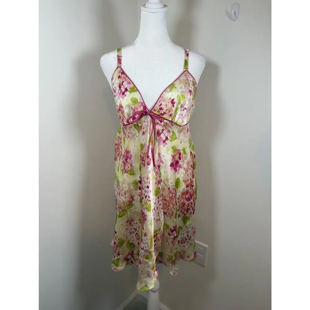Oscar de la Renta product large